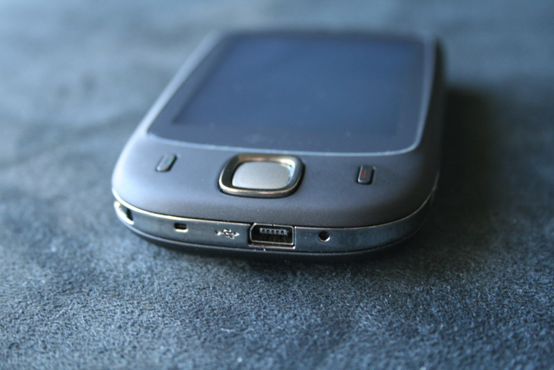 Illustration for article titled Hands-On With the HTC Touch: Windows Mobile Innovation at Last